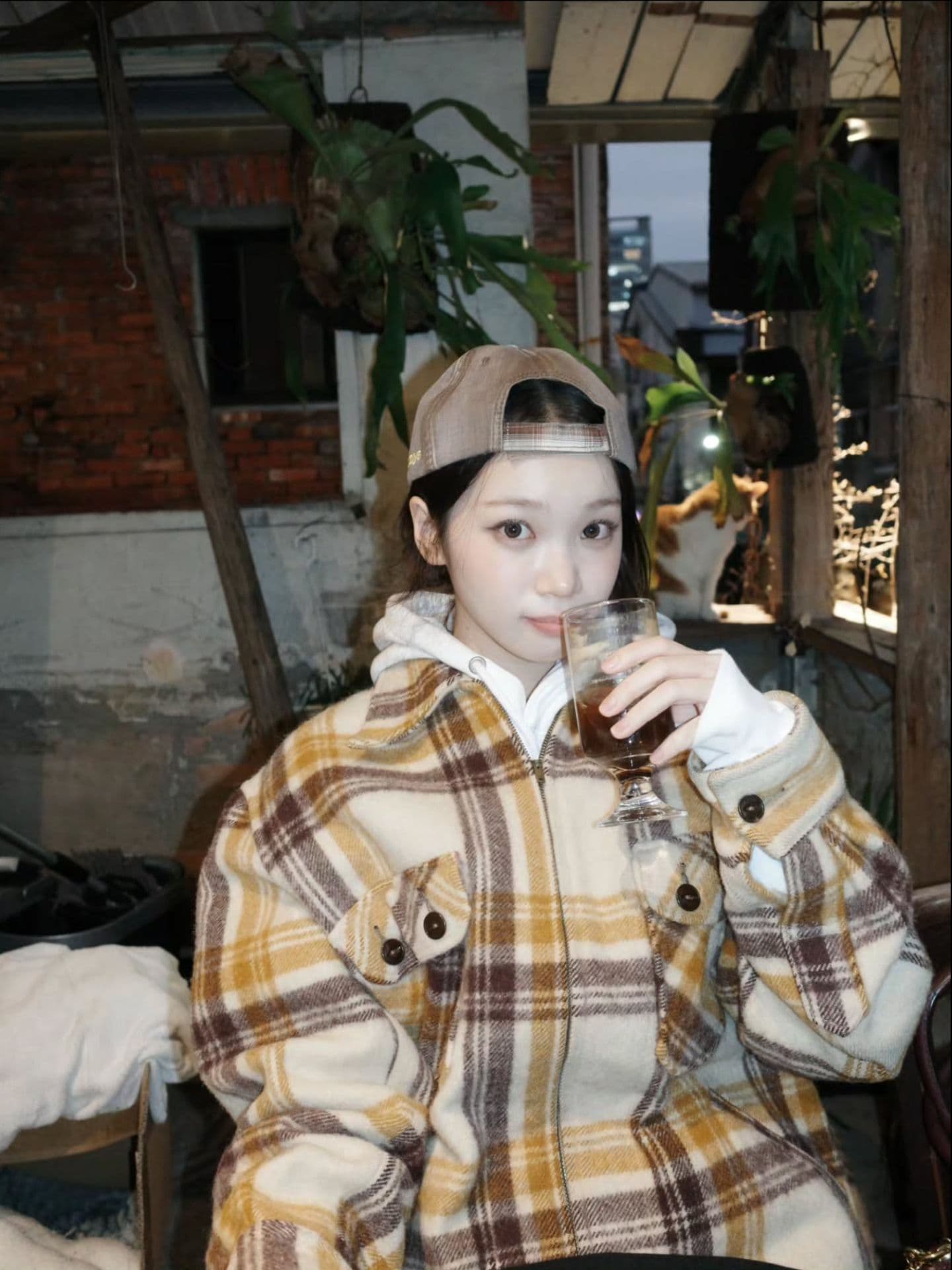 采源、允真 吃甜點