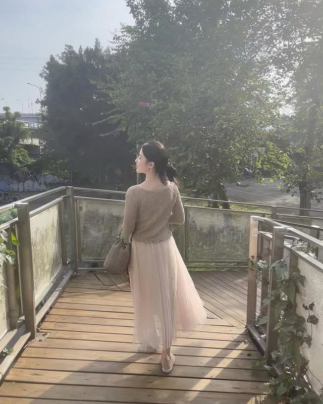 舒華 IG 第一篇文