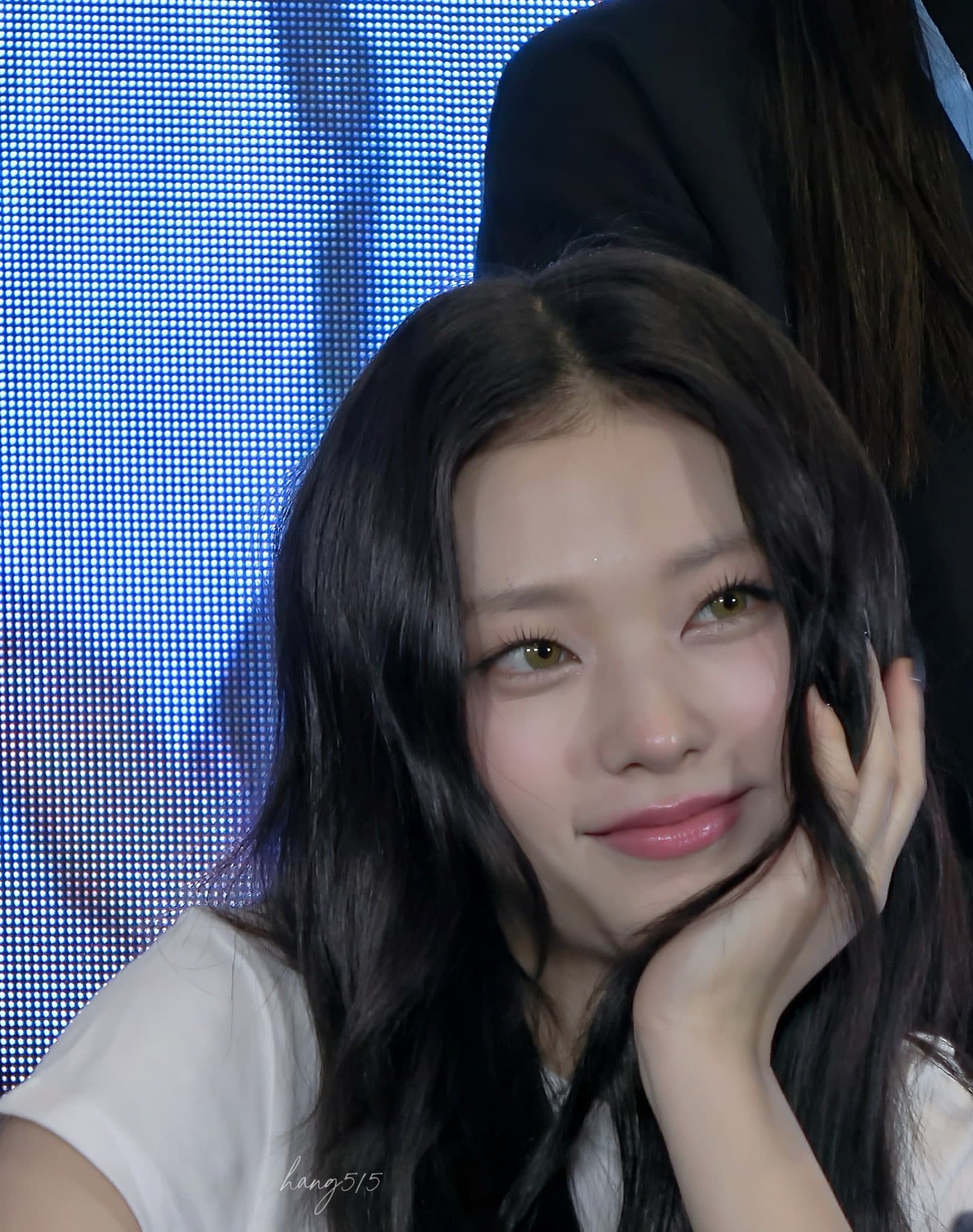 NewJeans Hyein 生日應援廣告（新村站 유플렉스） - 圖片 2