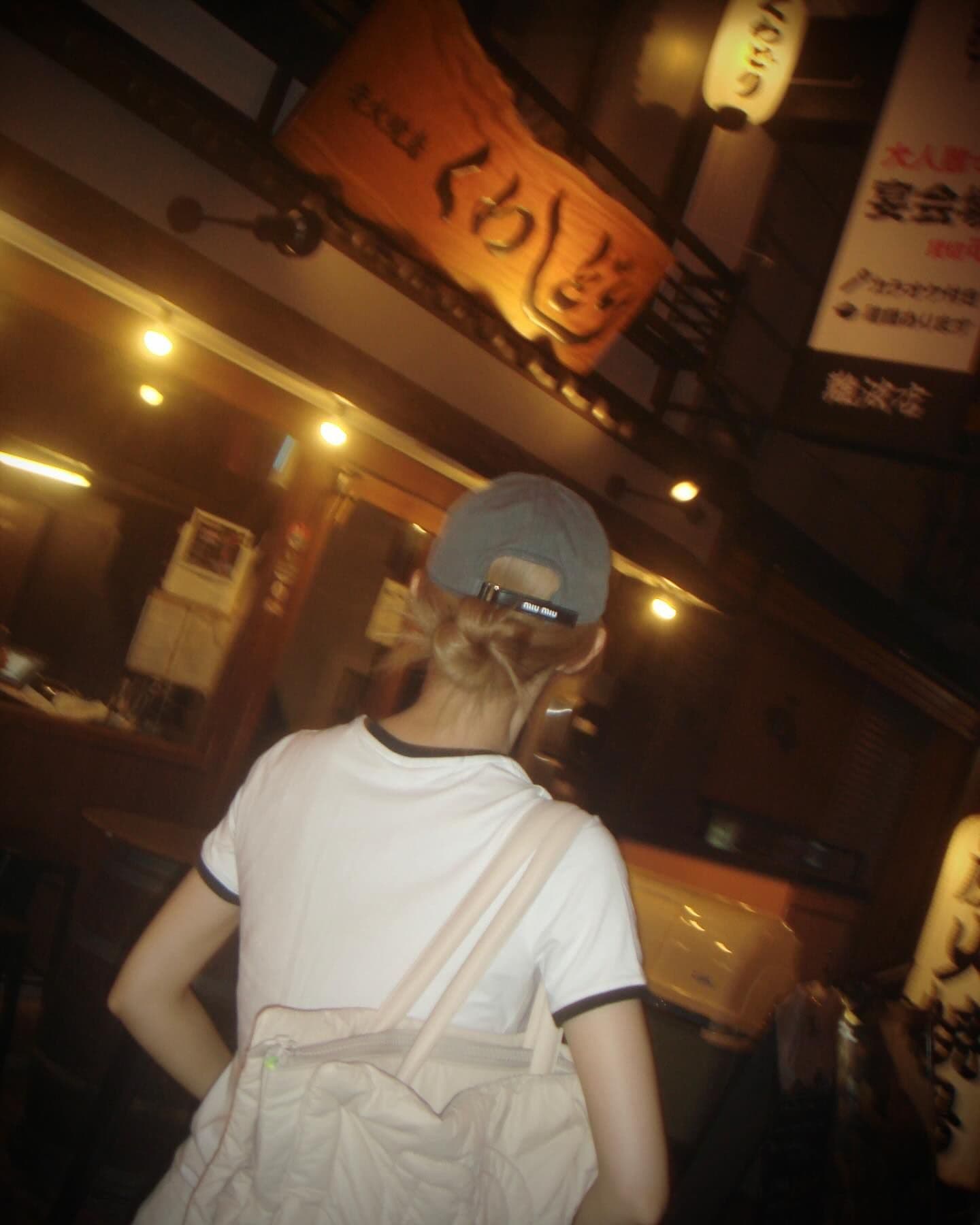 子瑜 炭火焼鳥背影 - 圖片 1