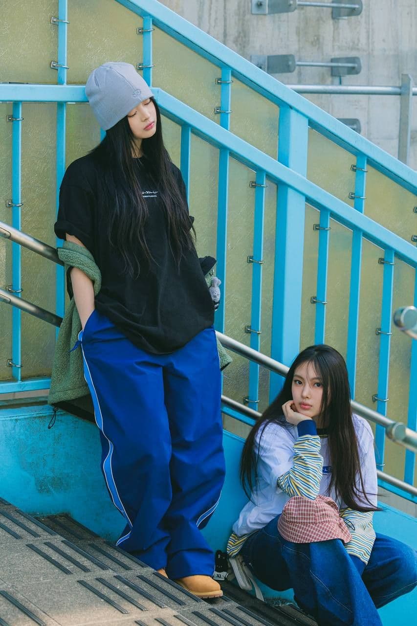 NewJeans 樓梯上 - 圖片 4