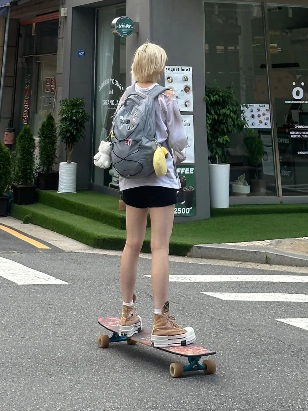 Bae 溜滑板