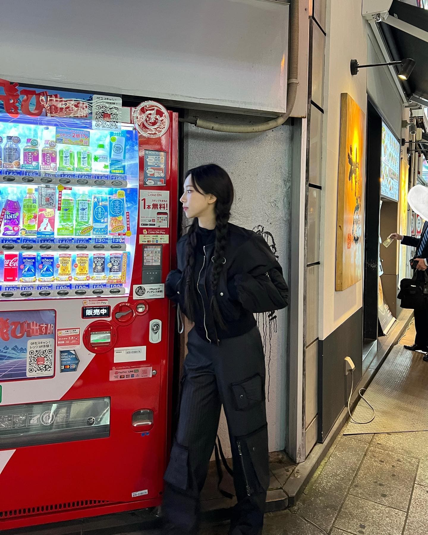 Karina 與自動販賣機 - 圖片 3