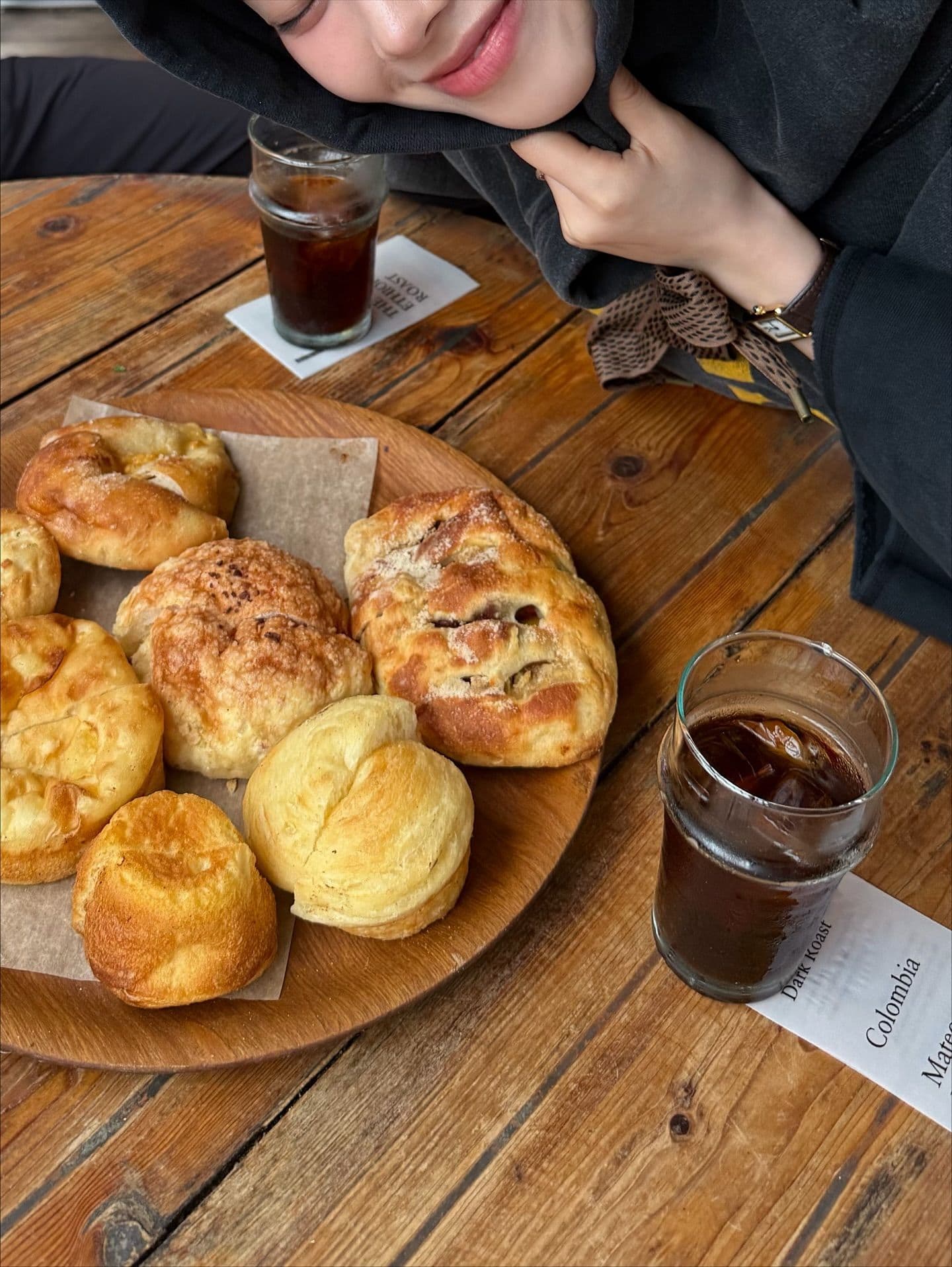 Karina 吃麵包 - 圖片 8