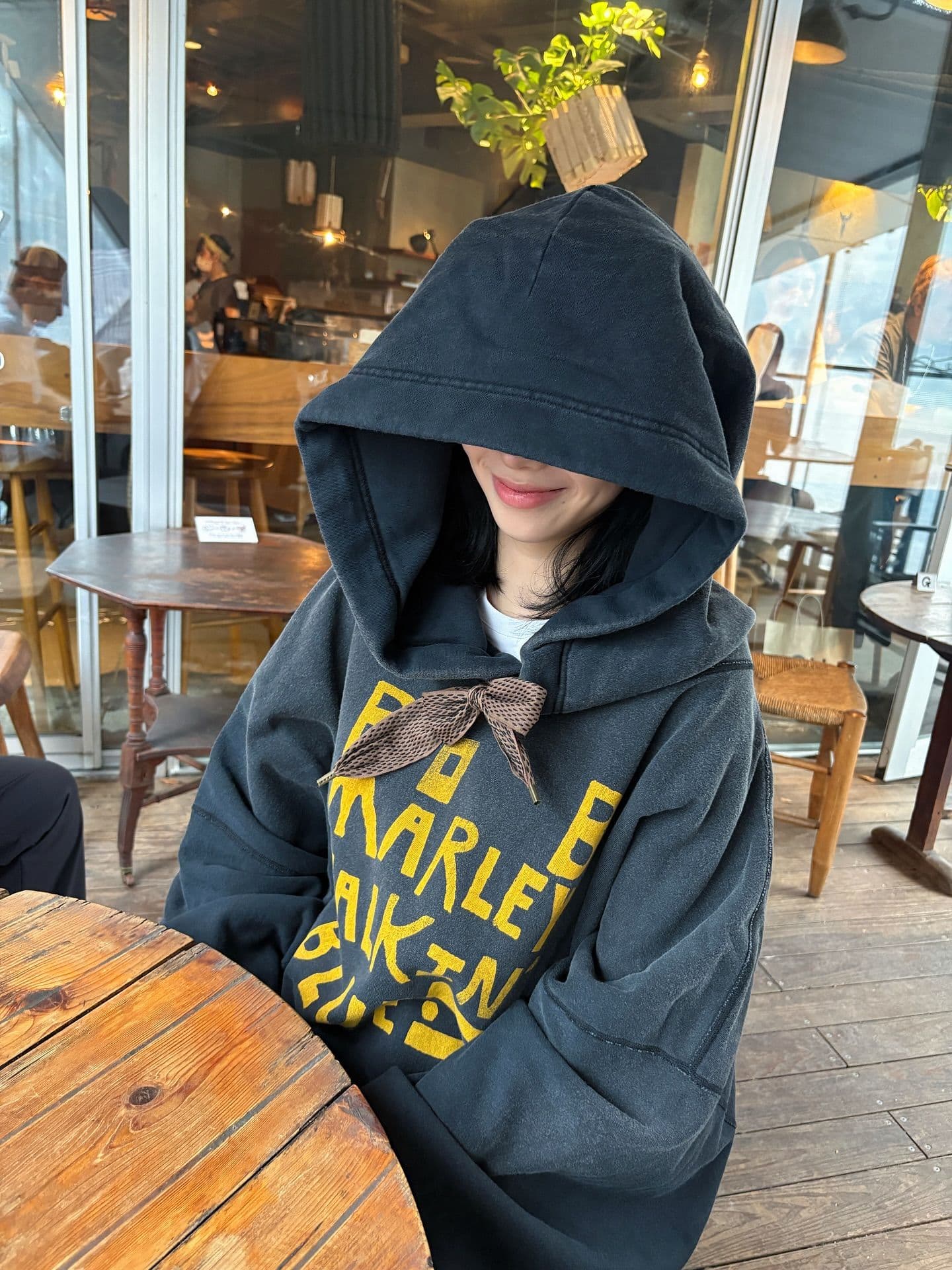 Karina 吃麵包 - 圖片 3