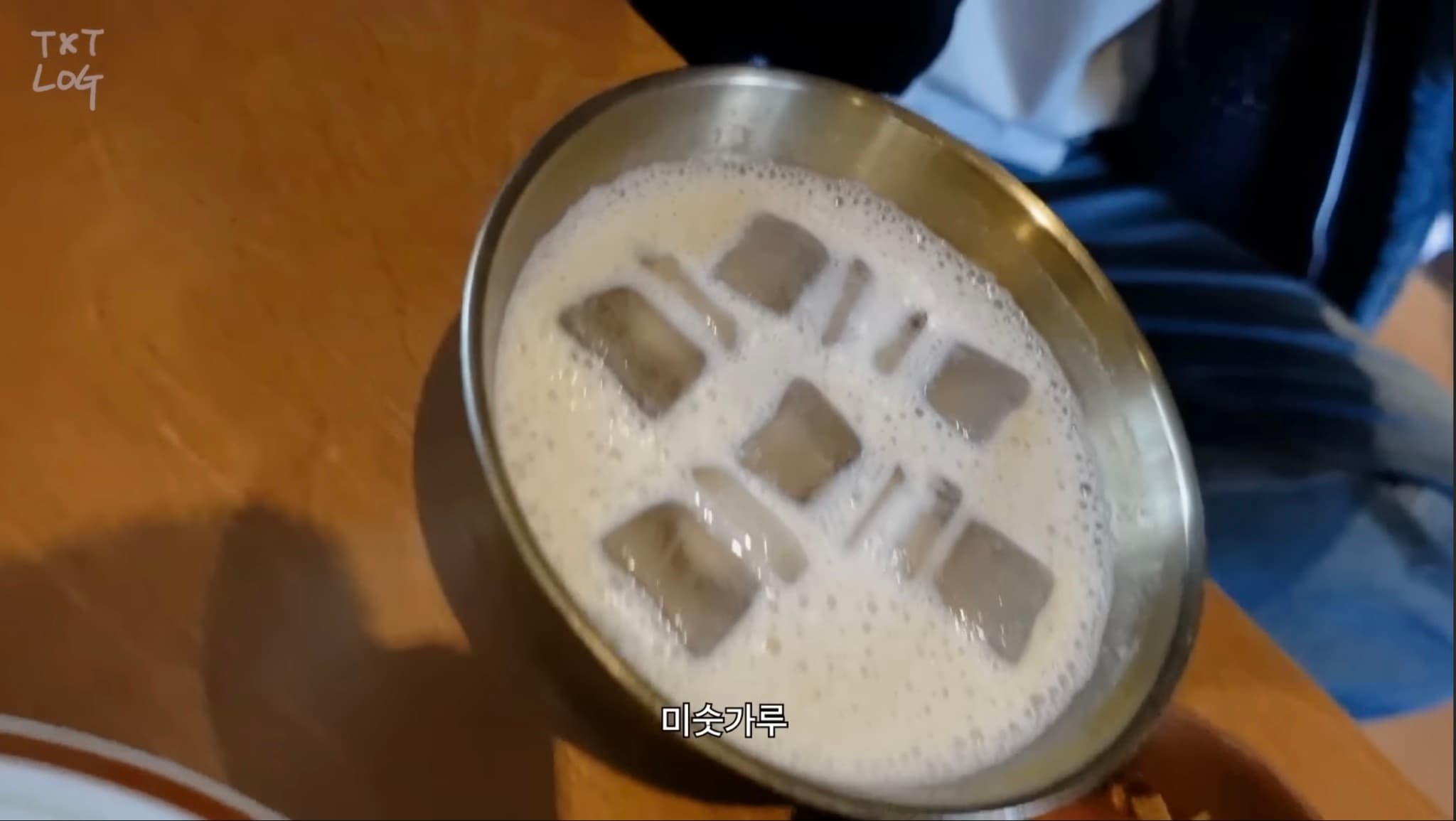 然竣、杋圭 吃甜點 - 圖片 6