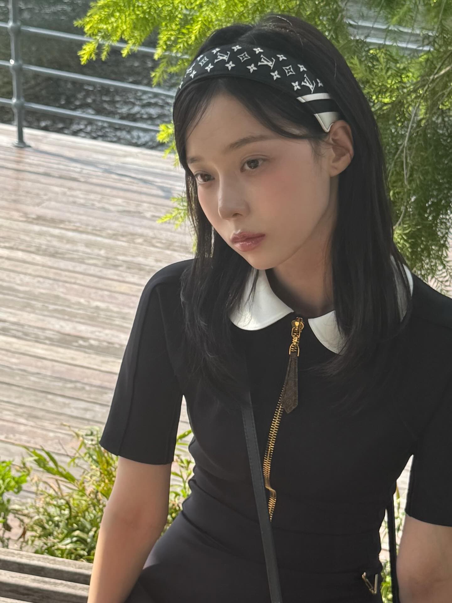 Winter 托腮翹腳 - 圖片 4