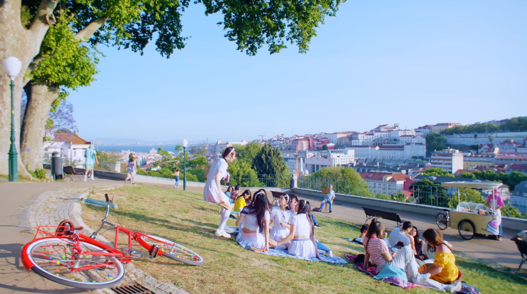 Super Shy MV 花園場景拍攝地