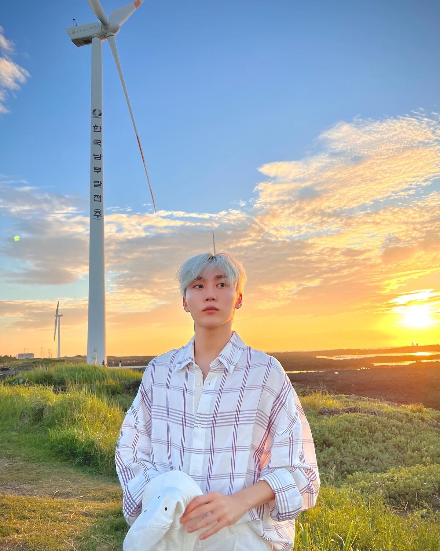 SEUNGKWAN 夕陽 - 圖片 2