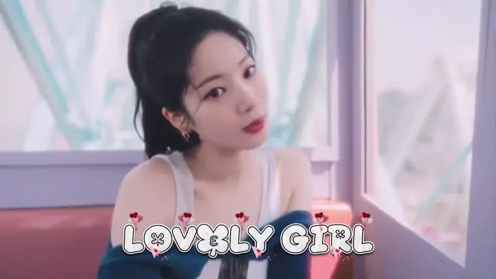 Happy DAHYUN Day — 이대역 6번출구 중앙빌딩